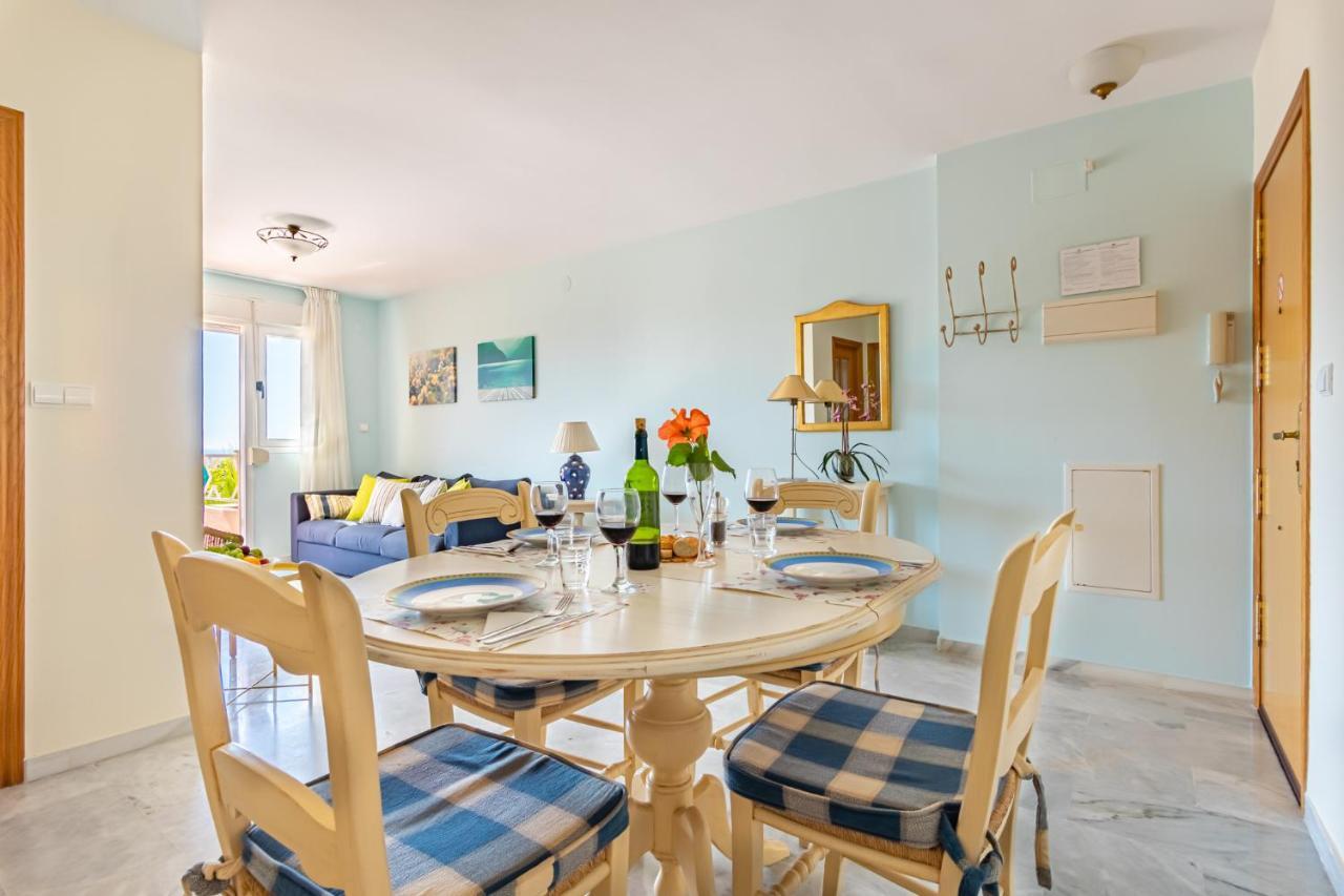 Sun & Sand Beach Apartment Марбелья Экстерьер фото