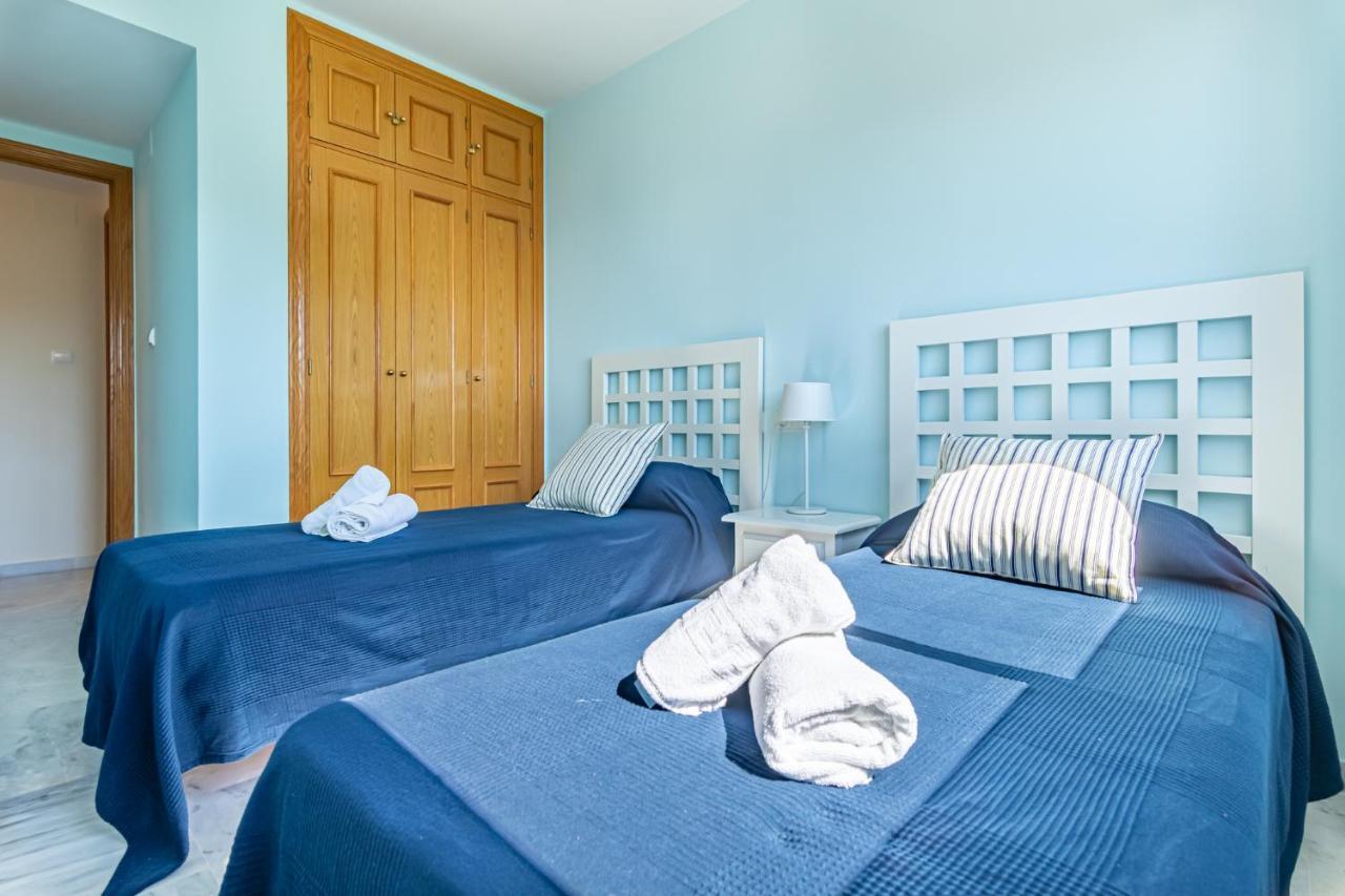 Sun & Sand Beach Apartment Марбелья Экстерьер фото