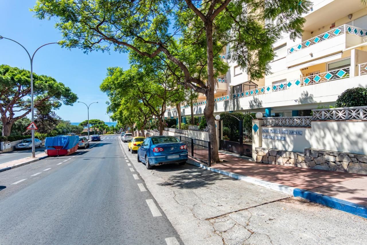 Sun & Sand Beach Apartment Марбелья Экстерьер фото